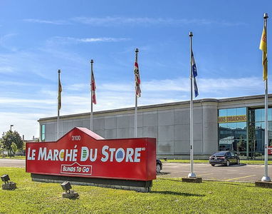 Manufacture Le Marché Du Store à Montréal, QC