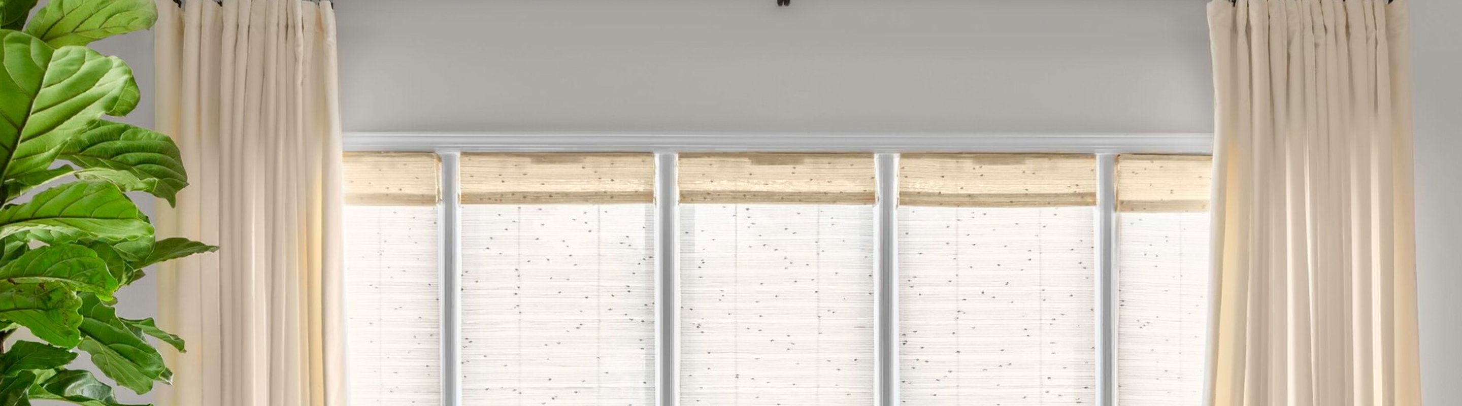 Pourquoi choisir des rideaux et stores sur-mesure pour votre intérieur