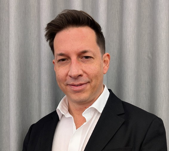 Manager Photo