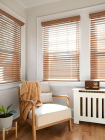 Stores en bois véritable